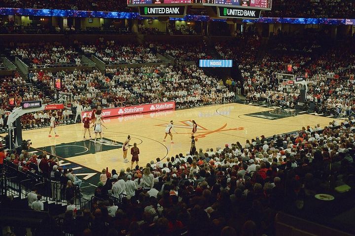 NBA买球网站 · 现场光束（资料示意）
